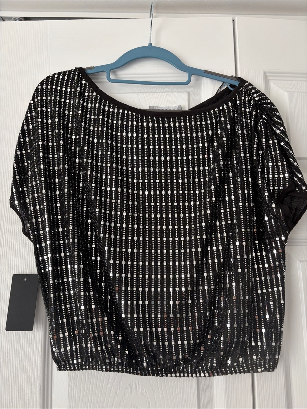 Black Sequin Short Sleeve Cropped Top